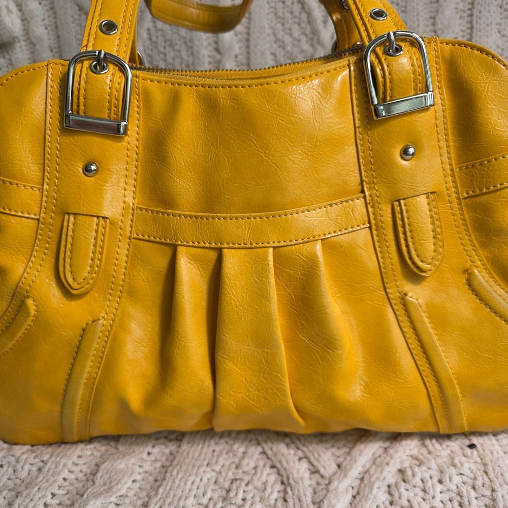 Maxx New York Large Shoulder Bag Bright Yellow‎ Faux Leather Leopard Lining - Picture 2 of 13